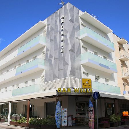 Hotel Cadiz Ρίμινι Εξωτερικό φωτογραφία