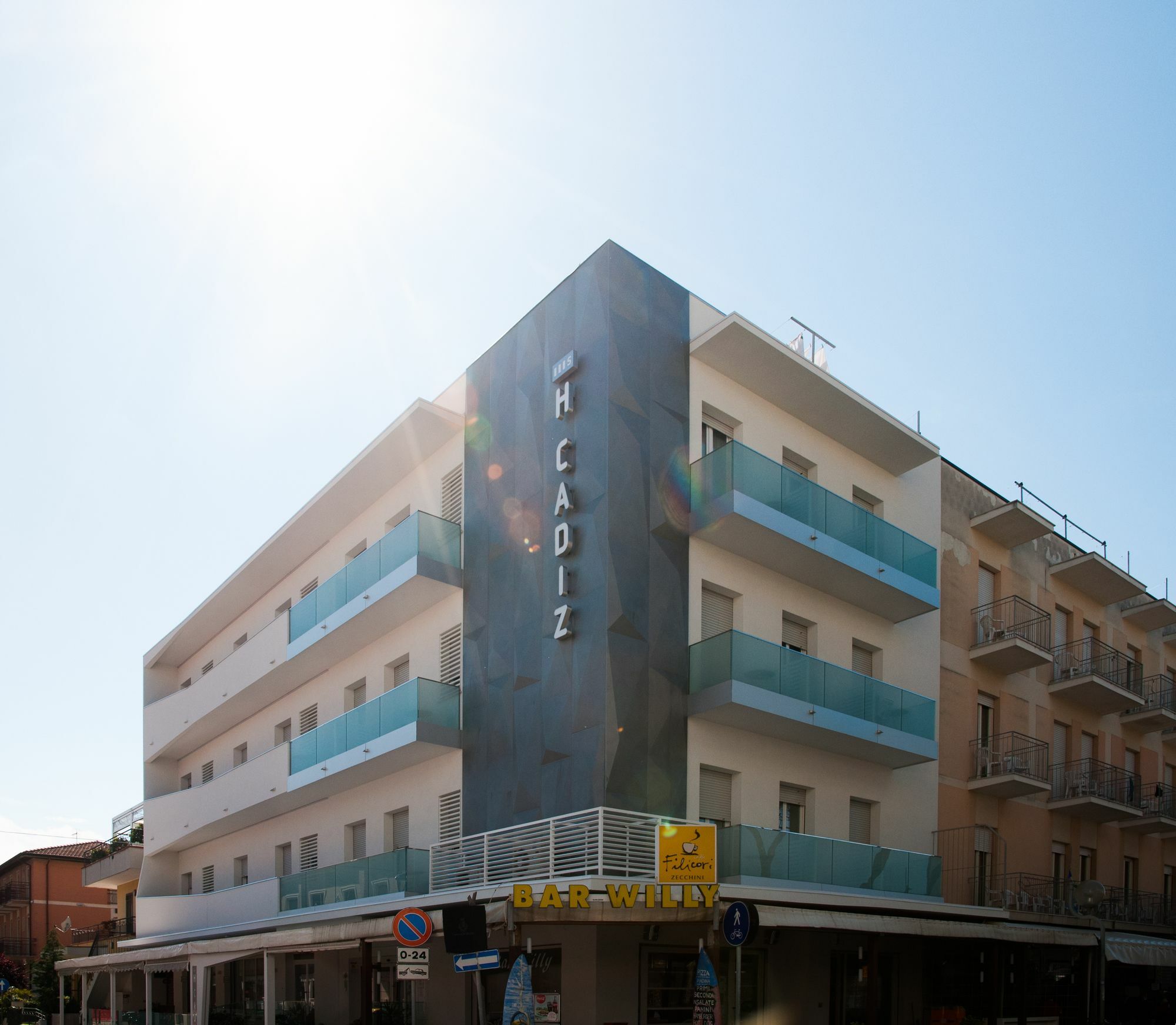 Hotel Cadiz Ρίμινι Εξωτερικό φωτογραφία